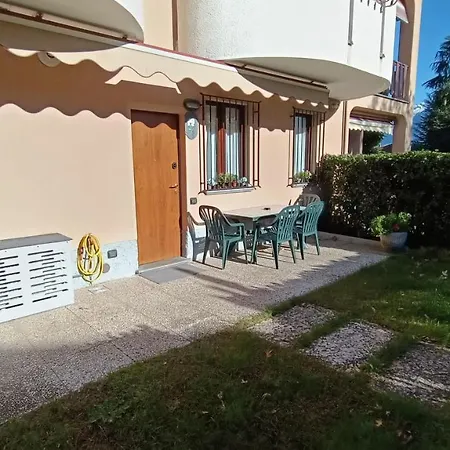 Ferienhaus House In A Beautiful With Garden, Swimming Pool And Parking Spot - Larihome A07 Domaso