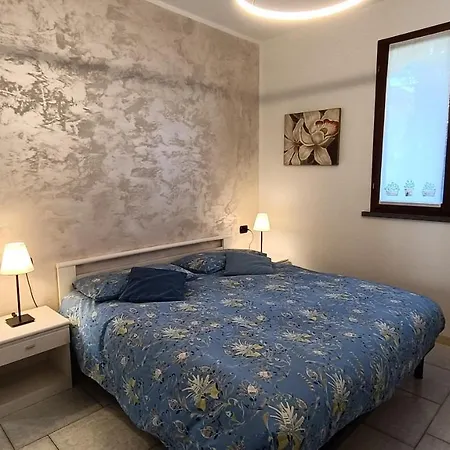 House In A Beautiful With Garden, Swimming Pool And Parking Spot - Larihome A07 Holiday home *