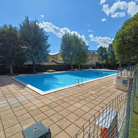 Ferienhaus House In A Beautiful With Garden, Swimming Pool And Parking Spot - Larihome A07 *